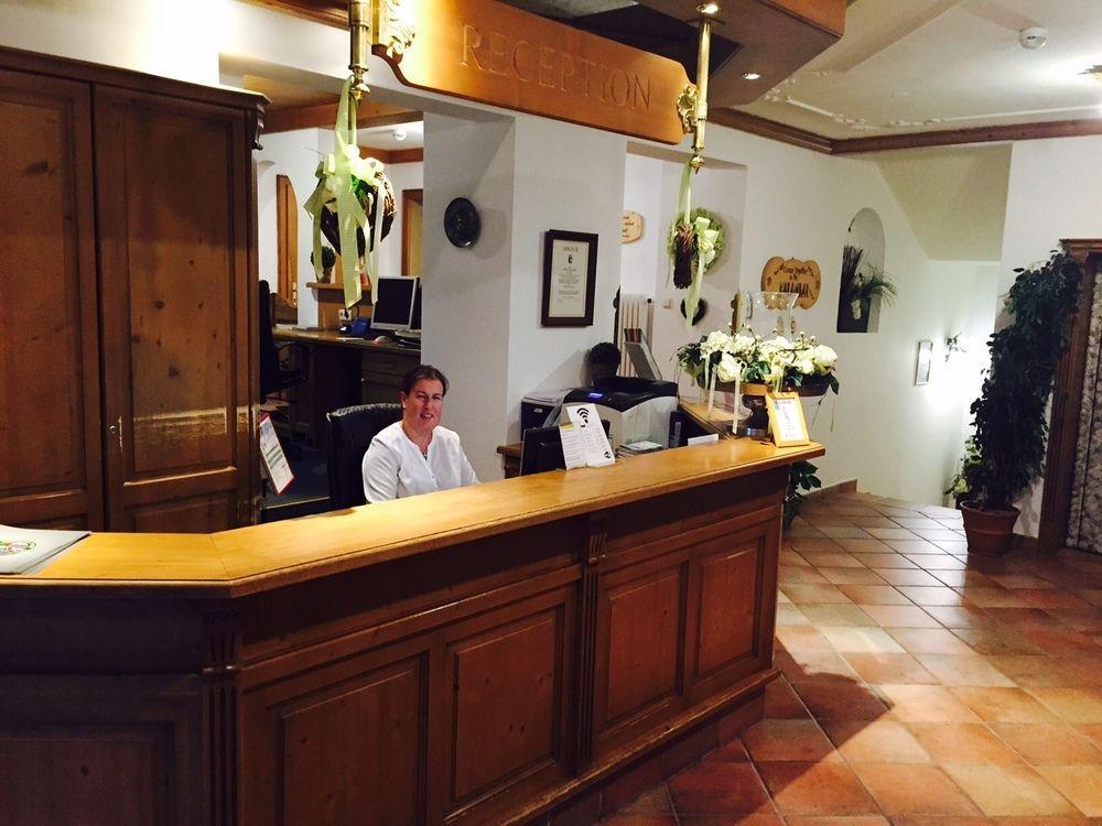 Hotel St. Hubertushof Zell am See Ngoại thất bức ảnh