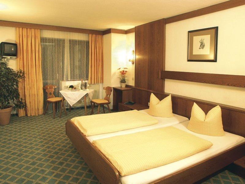 Hotel St. Hubertushof Zell am See Ngoại thất bức ảnh
